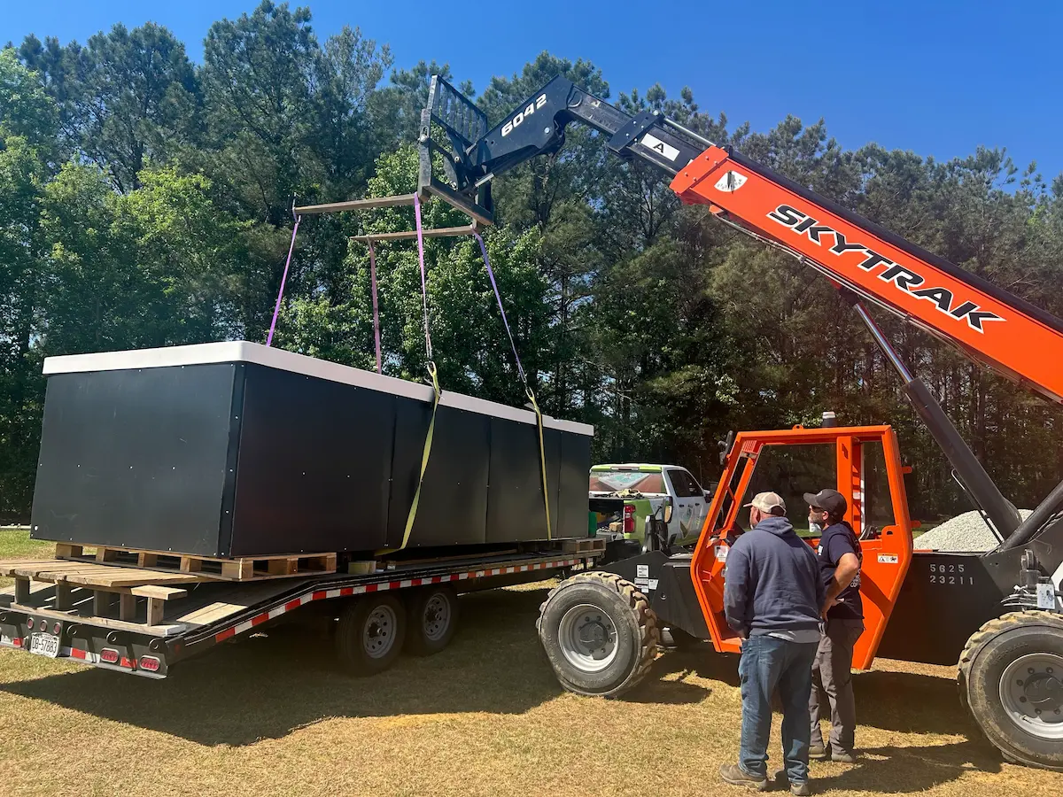 Installing a Wellis Beach Club Swimming Pool