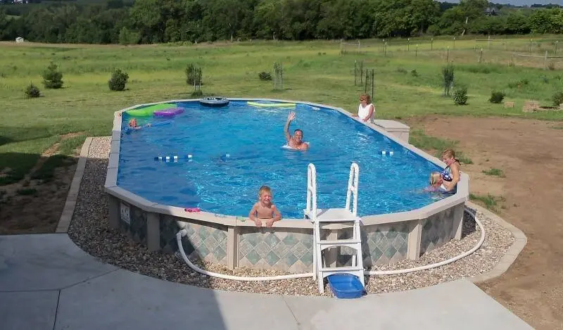 kidsindoughboypool