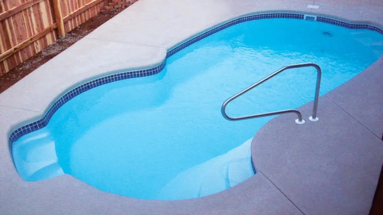 Nassau Pool