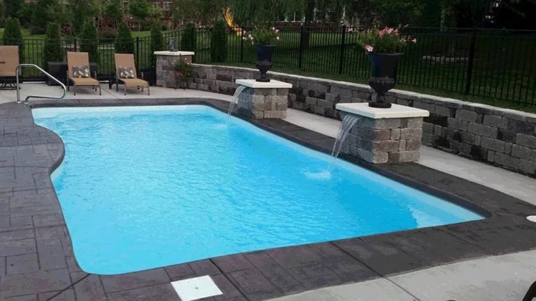 Rio Pool